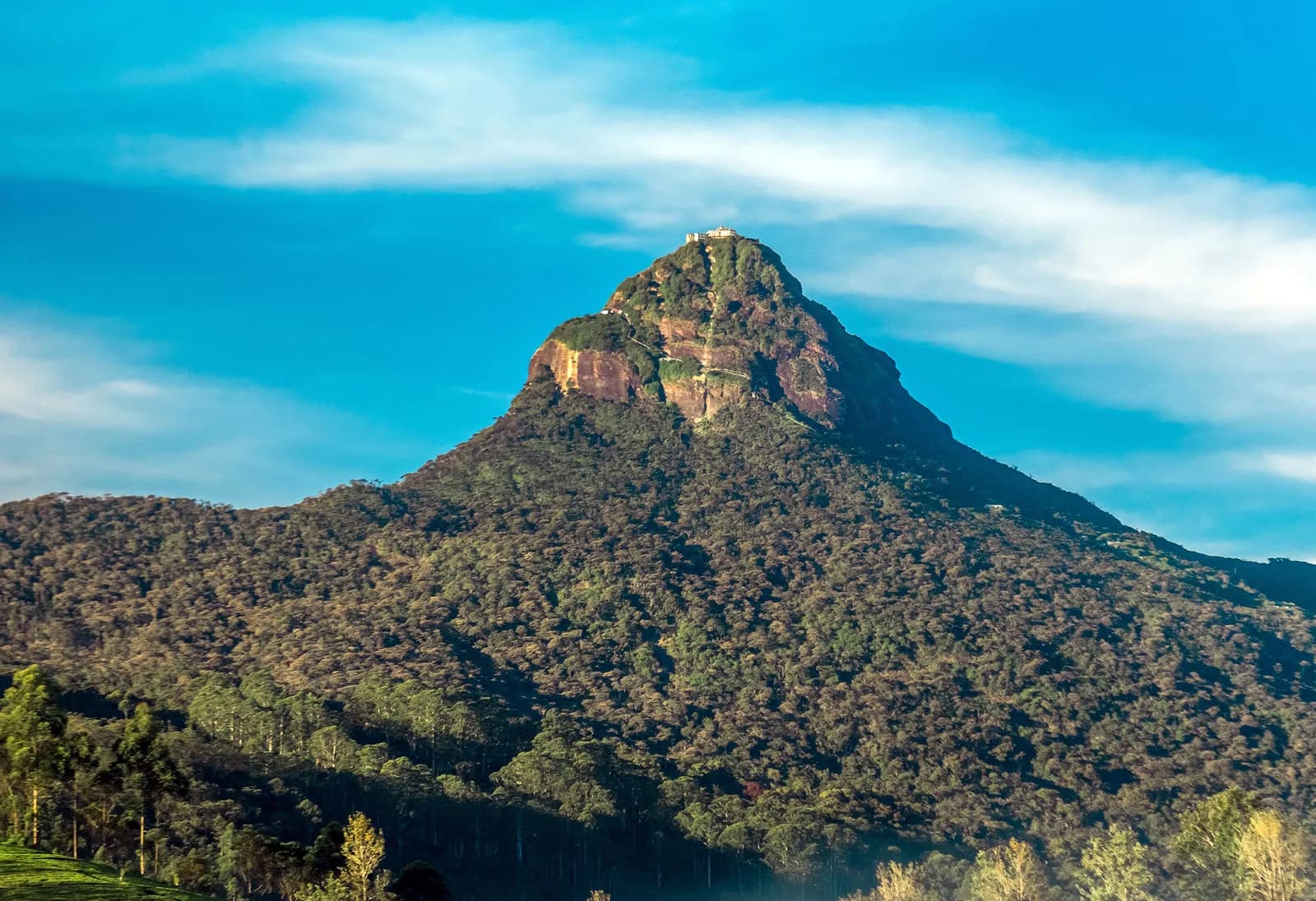 The central highlands with Adam's Peak marked
