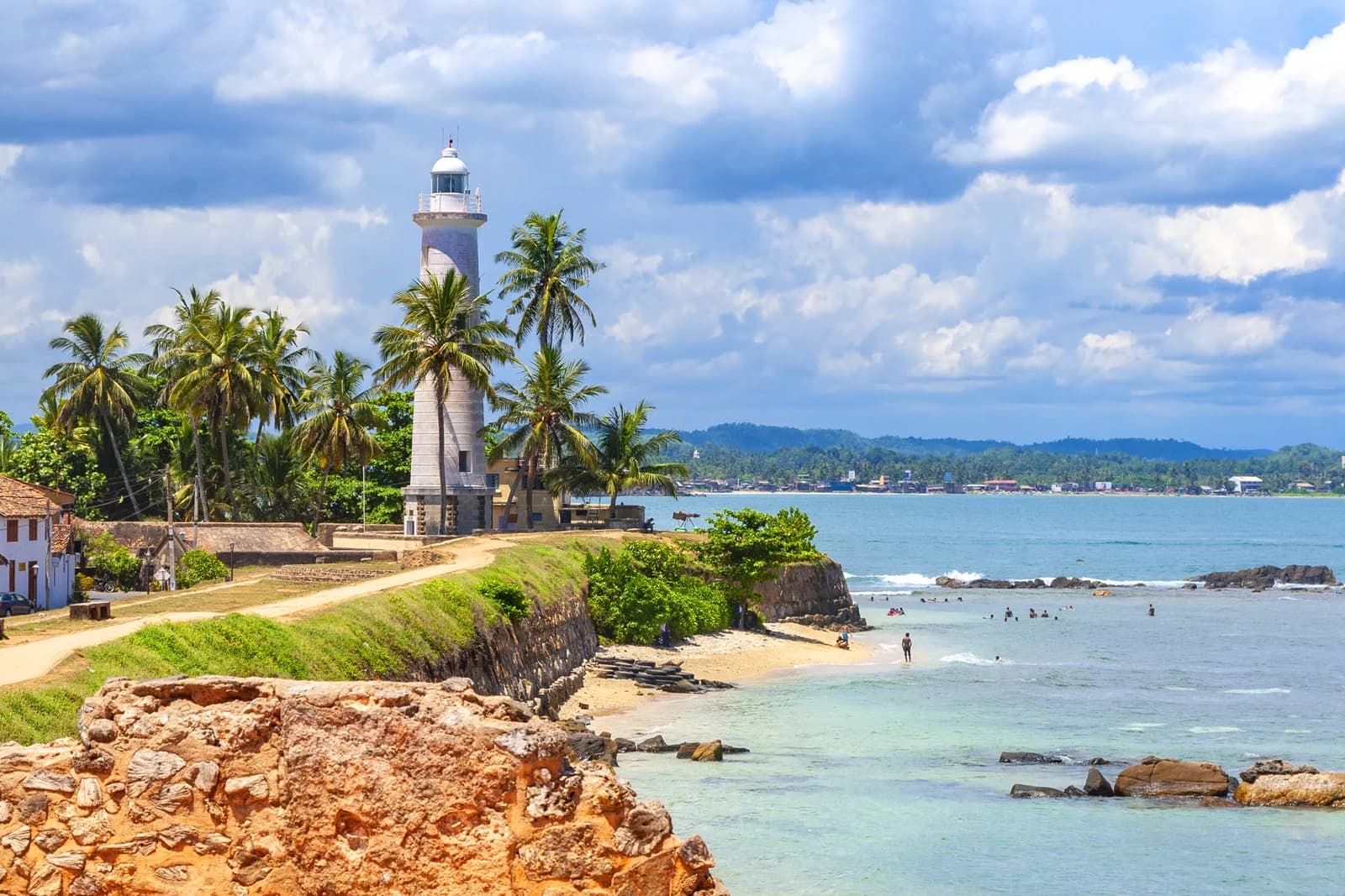 The south coast with Galle marked